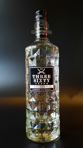 WÓDKA THREE SIXTY 37,5% 0,7L