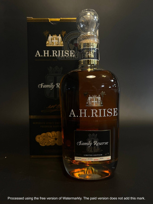 RUM A.H. RIISE FAMILY RESERVE 1838 SOLERA 42% 0.7L