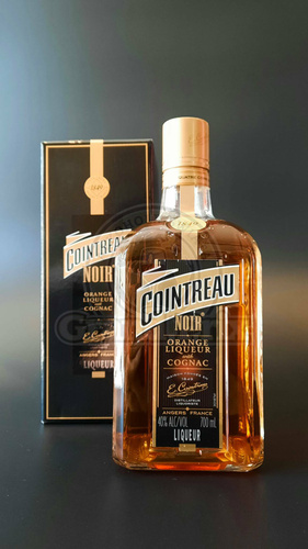LIKIER COINTREAU NOIR 40% 0,7L