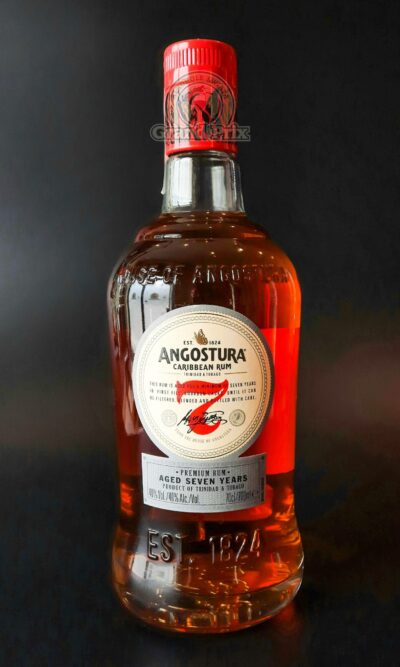 ANGOSTURA DARK 7YO