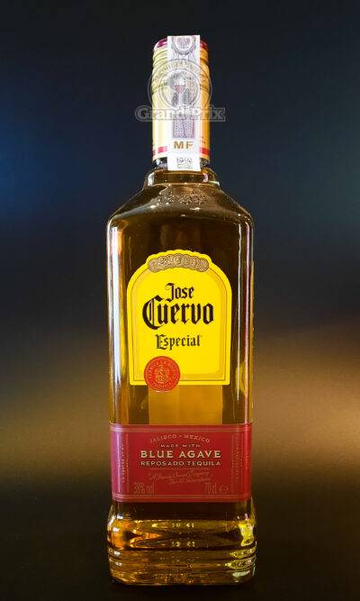 JOSE CUERVO ESPECIAL REPOSADO 38% 0,7L