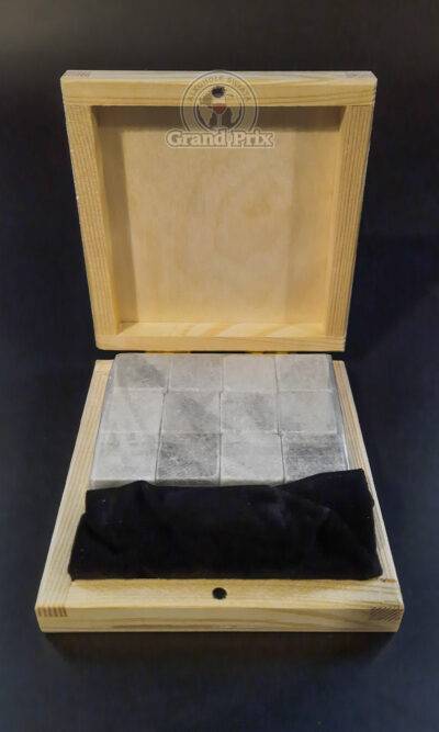 Zestaw kamieni w drewnianym pudełku - steatyt