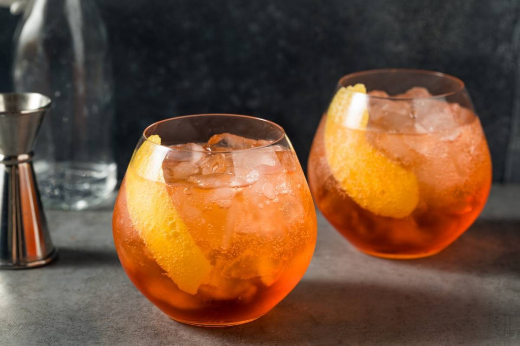 Bezalkoholowy Aperol – przepis na smacznego drinka 0%