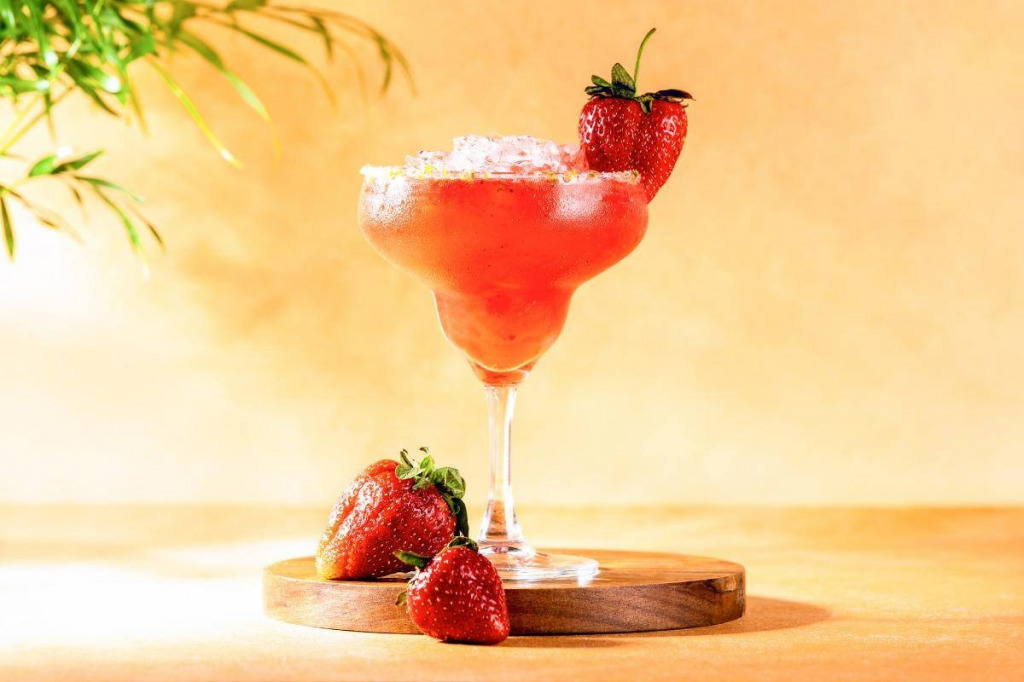 Margarita truskawkowa – prosty przepis na pysznego drinka