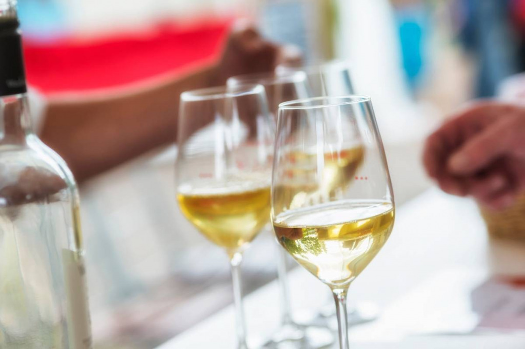 Wino Riesling. Czym jest i jakie kupić? Kompendium wiedzy