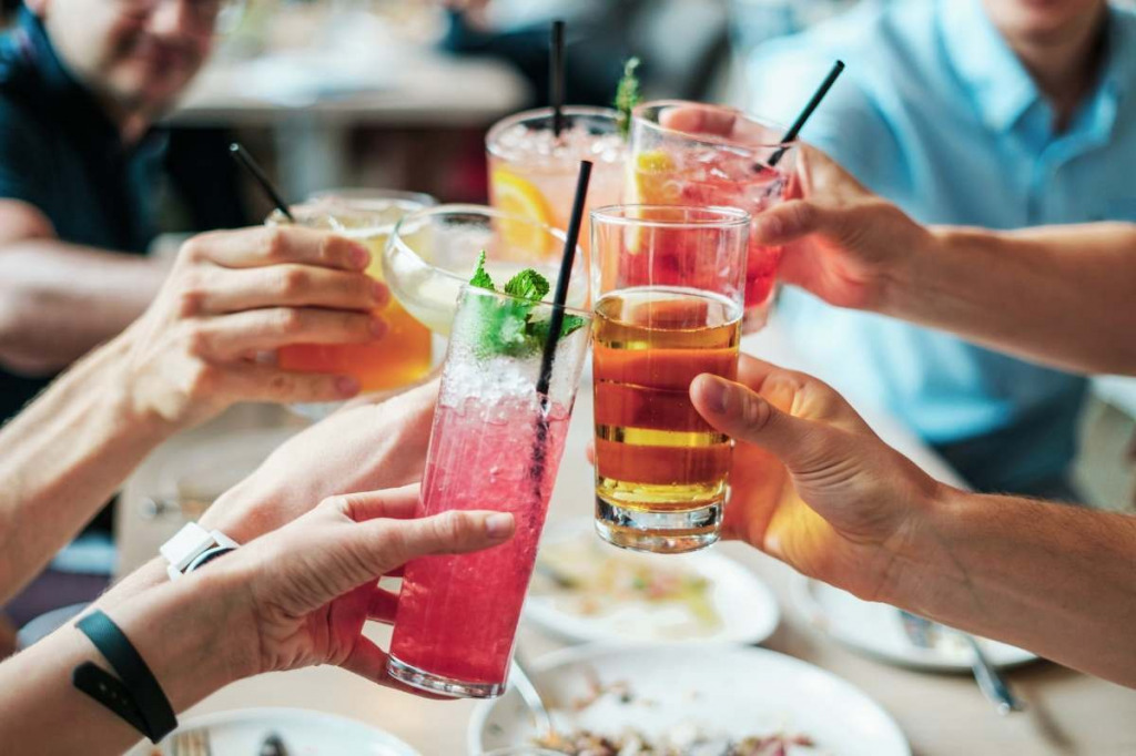10 najlepszych drinków na każdą okazję (przepisy)