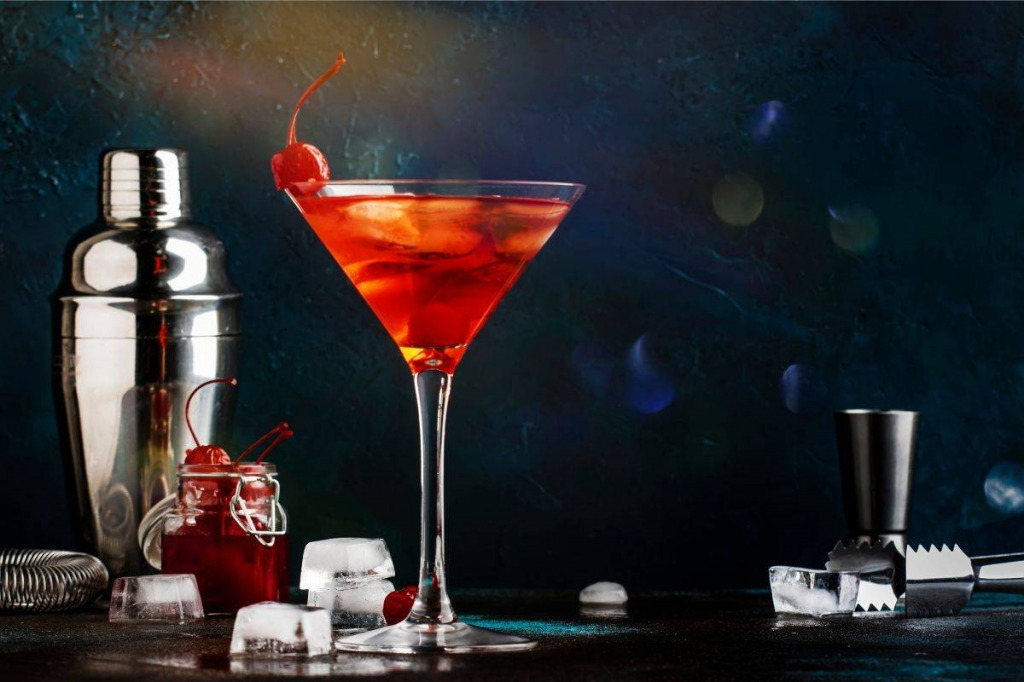 Jak zrobić drink Manhattan?