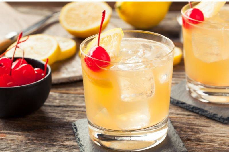 Jak przygotować whisky sour?