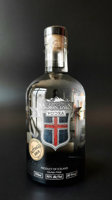 ICELANDIC MOUNTAIN VODKA  40%  0,7L