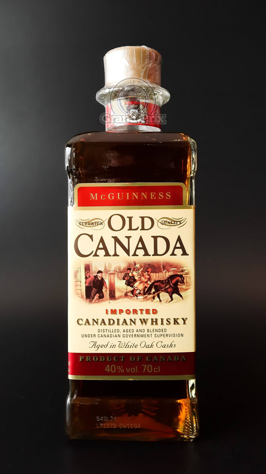 ウイスキー OLD  CANADIAN WHISKY OLD CANADA MCGUINNESS 40% 0,7L - Alkohole Świata