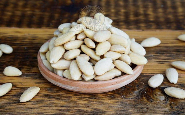 Migdały blanszowane (obrane) 250g