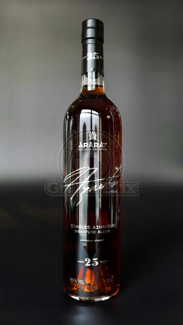 ARARAT 25YO AZNAVOUR  40%  0,7L