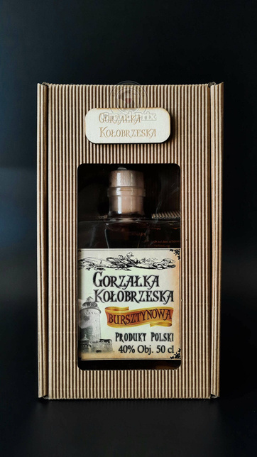 KOŁOBRZESKA BURSZTYNOWA 40% 0,5L