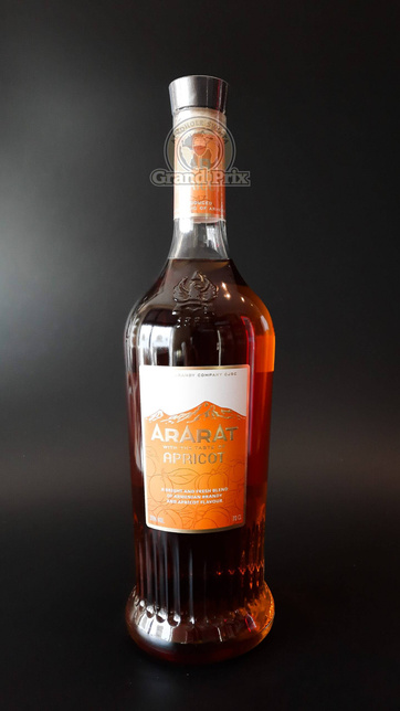 ARARAT APRICOT 35% 0,7L
