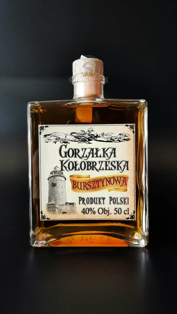 KOŁOBRZESKA BURSZTYNOWA 40% 0,5L