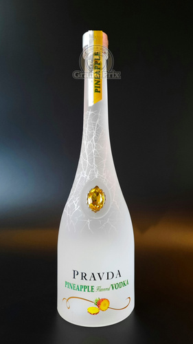 PRAVDA PINEAPPLE  37,5%  0,7L