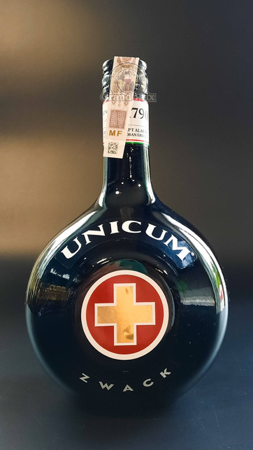 LIKIER UNICUM 40% 1L
