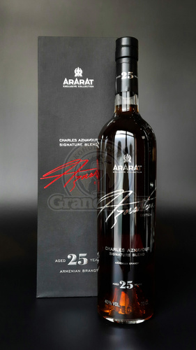 ARARAT 25YO AZNAVOUR  40%  0,7L