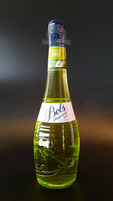 LIKIER BOLS SOUR APPLE 17% 0,7L