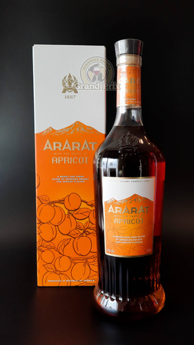 ARARAT APRICOT 35% 0,7L