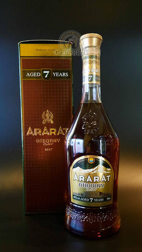 ARARAT 7YO OTBORNY 40% 0,7L