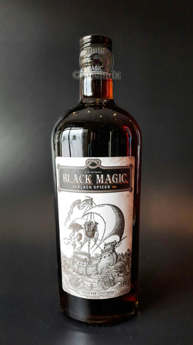BLACK MAGIC SPICED  40%  0,7L