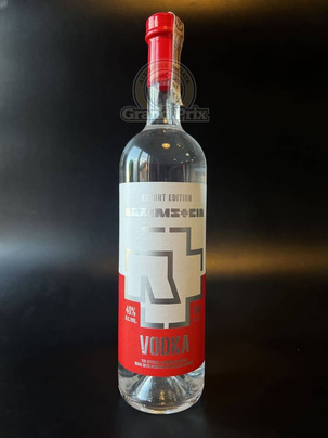 WÓDKA RAMMSTEIN 40% 0,7L