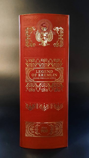 LEGEND OF KREMLIN BOOK RED  40%  0,7L