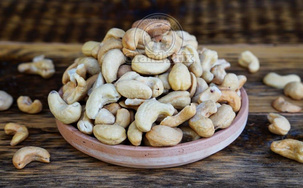 Orzechy nerkowca solone 250g