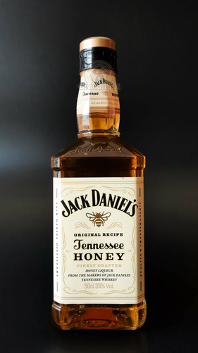 JACK DANIEL'S HONEY  35%  0,5L