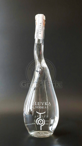 U'LUVKA  40%  0,7L