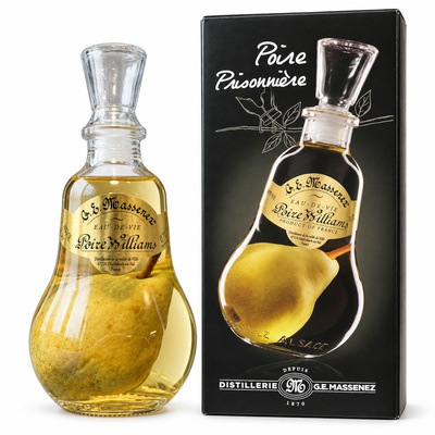 Wódka Massenez Poire Prisonniere in Pear Shape Bottle 40.00% 0,7L.