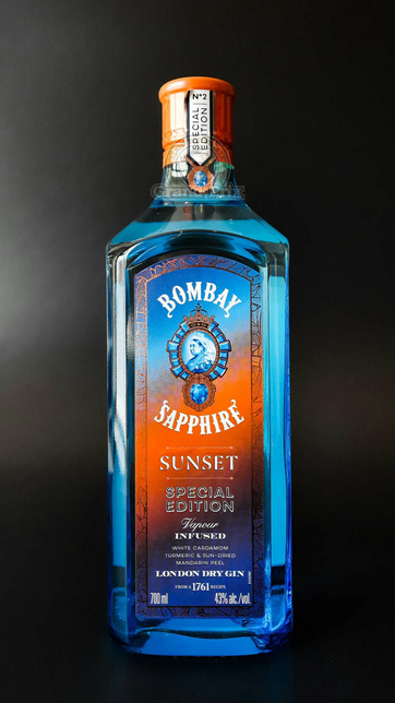 GIN BOMBAY SAPPHIRE SUNSET 43%  0,7L