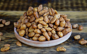 Orzechy ziemne w karmelu 250g