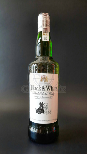 BLACK &amp; WHITE 40% 0,7L