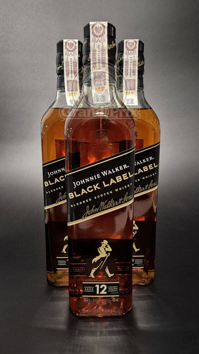 Whisky Johnnie Walker Black Lebel 0,7l 3 butelki