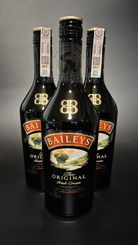 LIKIER BAILEY'S 17% 0,7L IRISH CREAM - 3 butelki