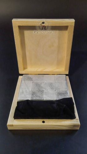 Zestaw kamieni w drewnianym pudełku - steatyt