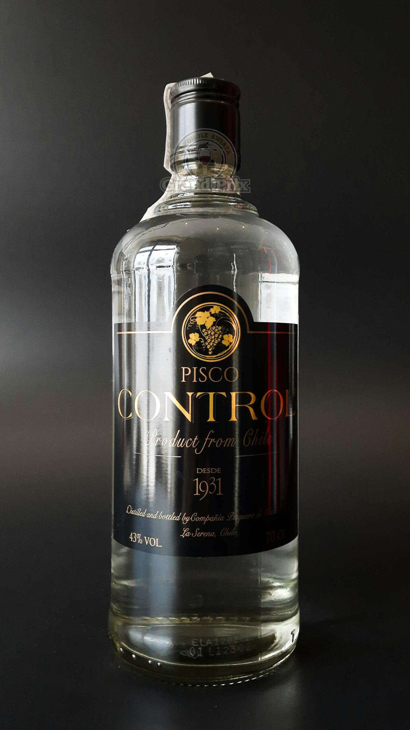 Świata PISCO CONTROL 0,7L Alkohole - 43%