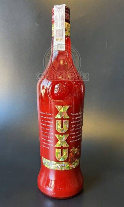 Xuxu Strawberry 15% 0,7L